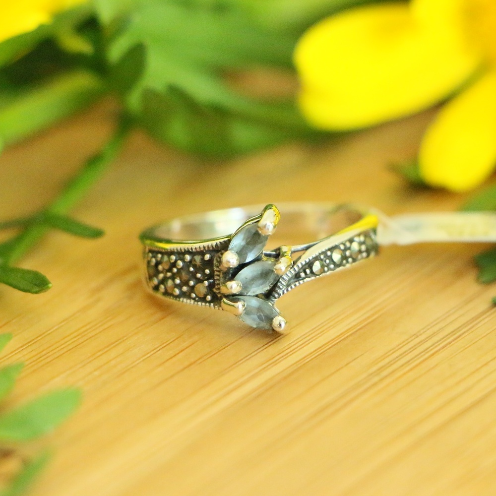 925 sterling silver marcasite Aqua rings Size 8